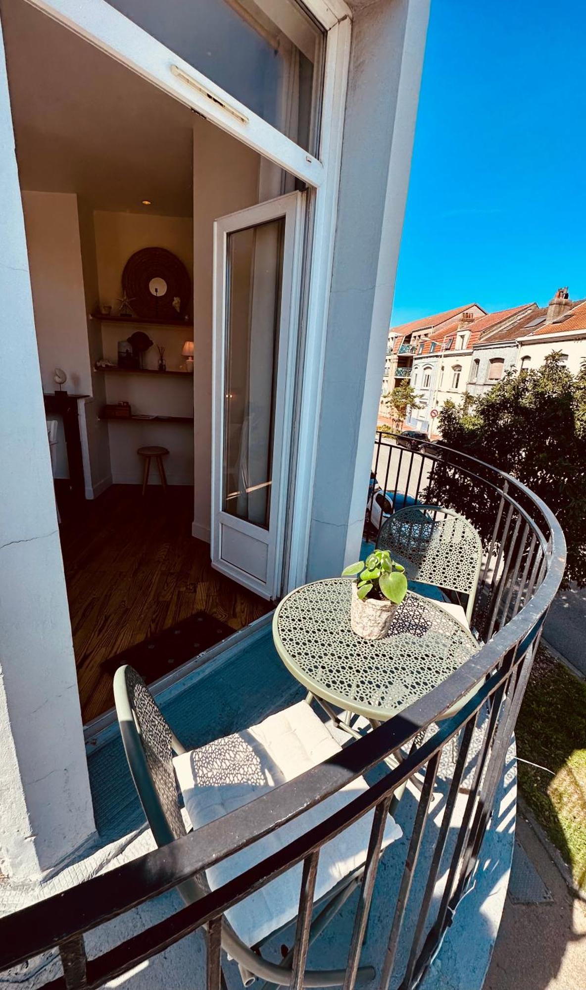 Appartement De Charme Avec Balcon - Le Grand Large Dunkirk Exterior photo